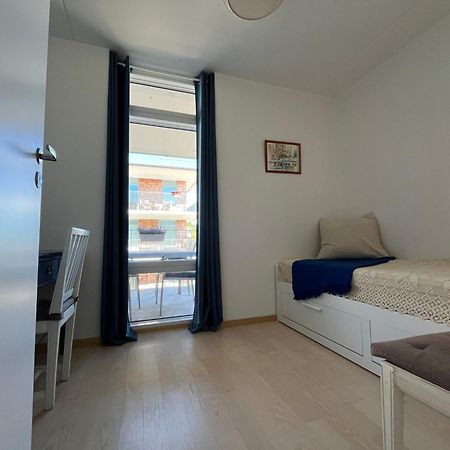 Ahusbrygga Apartment Hotel Esterno foto